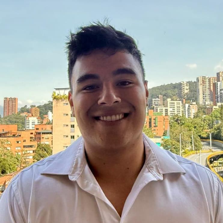 Alejandro Farfan